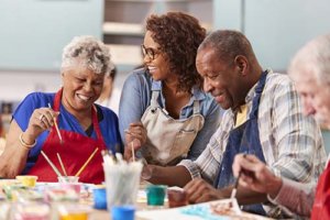 Rittenhouse Village At Portage Residents Enjoying Painting