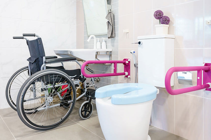 How To Design A WheelchairFriendly Bathroom Morada Senior Living