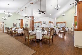 agcbs01CBSSharedMarketing!CommunitiesMorada Senior LivingMorada ViMorada Victoria - Real Estate Photography Dallas (18) IL