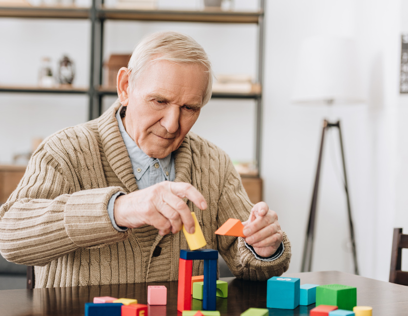 five-great-activities-for-alzheimer-s-patients-morada-senior-living