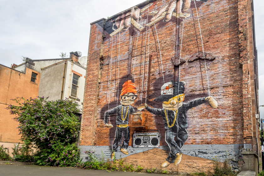 A Guide to Exploring Murals Near a Senior Living Apartment in Tulsa, OK